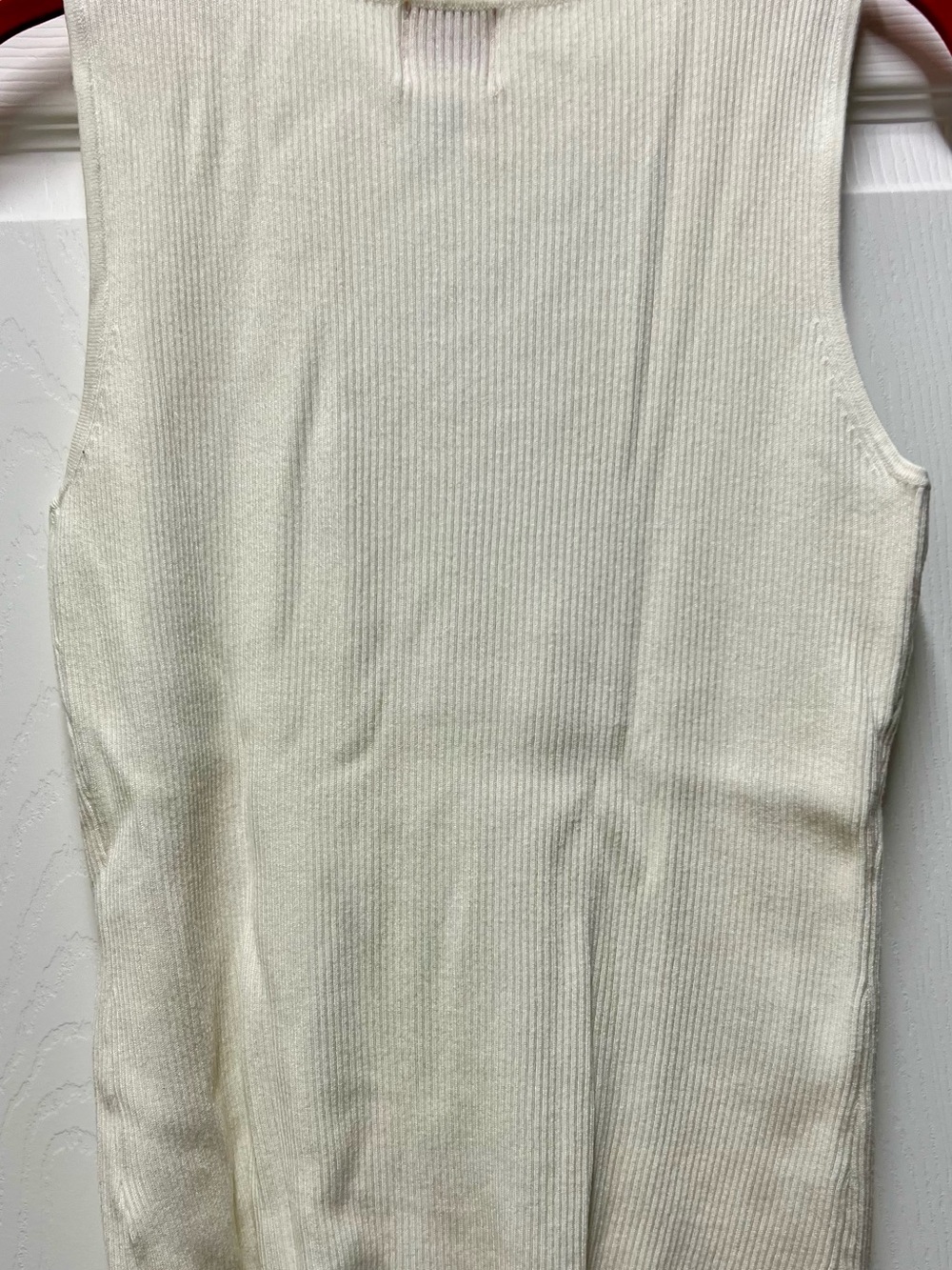 Ruby Rd. Ivory Ribbed Tank with Beaded Bib Necklace - Picture 4 of 5